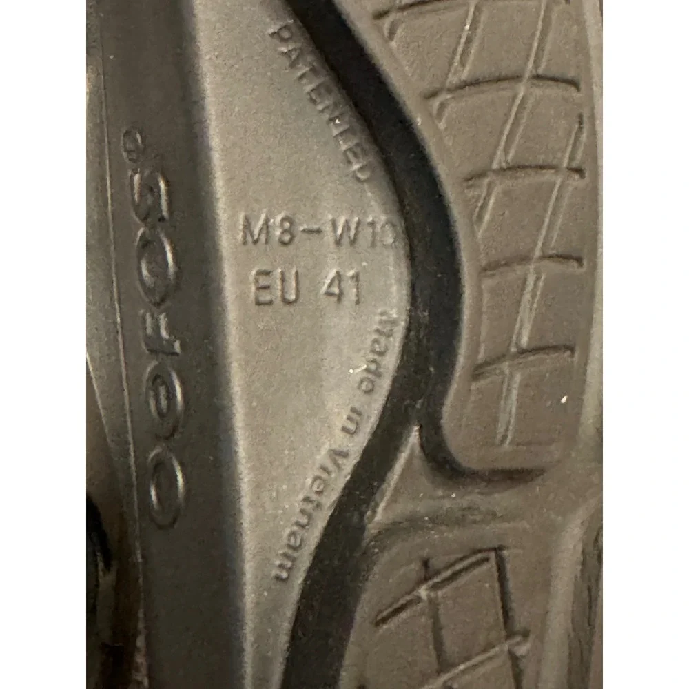 OOFOS OOahh Luxe Slide Sandals Silver Sage Metallic Mens 8 Womens 10 EU 41